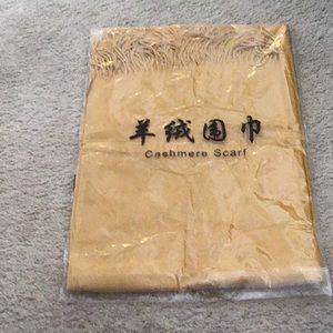 Women’s cashmere Scarf